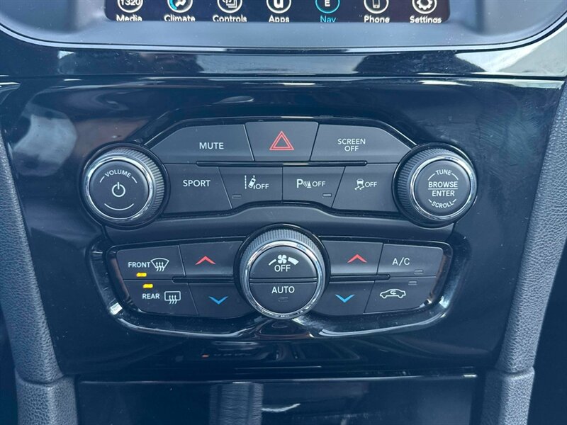 2023 Chrysler 300 Series S AWD - Photo 14 - Edmonton, AB T5L 2J7