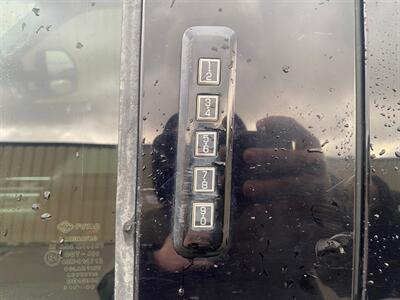 2019 Ford F-150 XLT Sport 5.0L 4x4 - Photo 15 - St Albert, AB T8N 3Z7