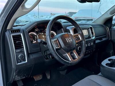 2022 RAM 1500 Classic SLT  4X4 - Photo 8 - Edmonton, AB T5L 2J7