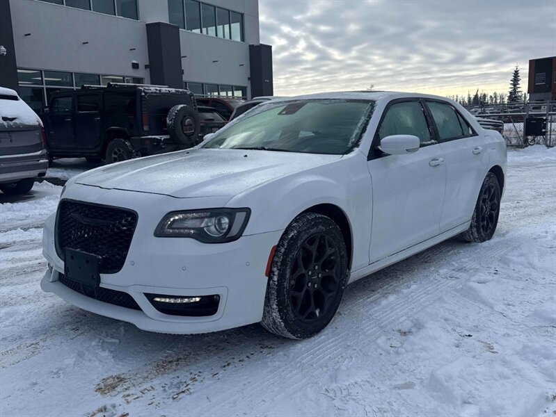 2023 Chrysler 300 Series Touring L  AWD - Photo 1 - Acheson, AB T7X 5A3
