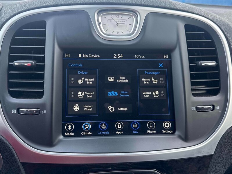 2023 Chrysler 300 Series Touring L AWD - Photo 12 - Acheson, AB T7X 5A3