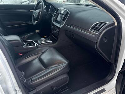 2023 Chrysler 300 Series Touring L AWD - Photo 10 - Acheson, AB T7X 5A3