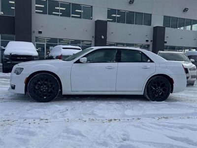 2023 Chrysler 300 Series Touring L AWD - Photo 3 - Acheson, AB T7X 5A3