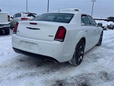 2023 Chrysler 300 Series Touring L AWD - Photo 6 - Acheson, AB T7X 5A3