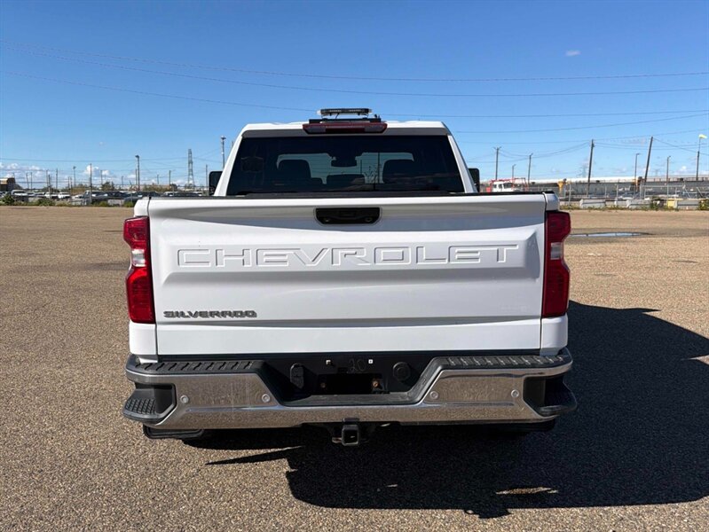 2023 Chevrolet Silverado 1500 Work Truck 4x4 - Photo 5 - St Albert, AB T8N 3Z7