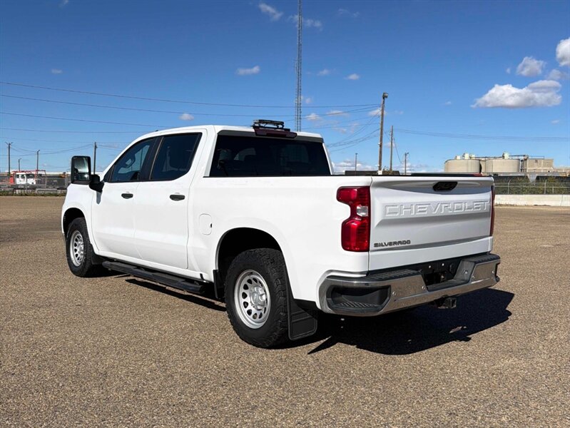 2023 Chevrolet Silverado 1500 Work Truck 4x4 - Photo 4 - St Albert, AB T8N 3Z7