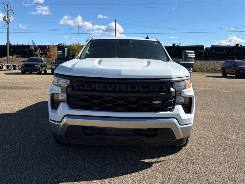 2023 Chevrolet Silverado 1500 Work Truck 4x4 - Photo 2 - St Albert, AB T8N 3Z7