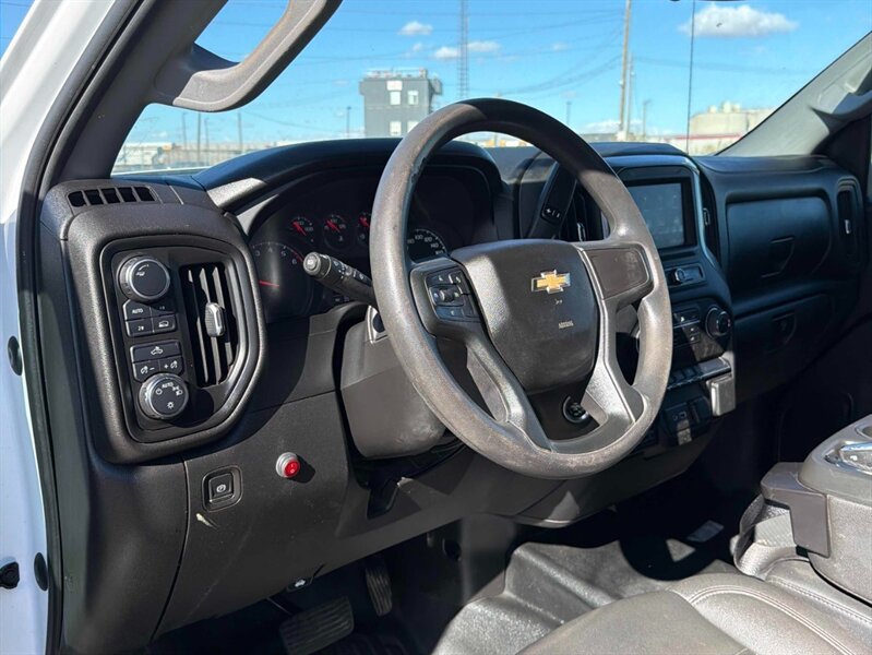 2023 Chevrolet Silverado 1500 Work Truck 4x4 - Photo 11 - St Albert, AB T8N 3Z7