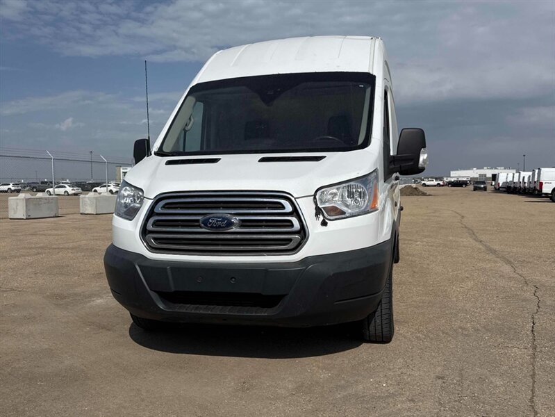 2018 Ford Transit 350 148 " EL Hi Rf - Photo 3 - Edmonton, AB T5L 2J7