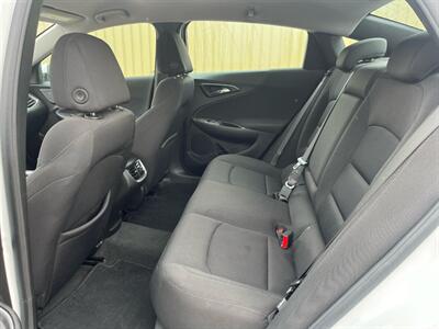 2021 Chevrolet Malibu LT   - Photo 14 - St Albert, AB T8N 3Z7