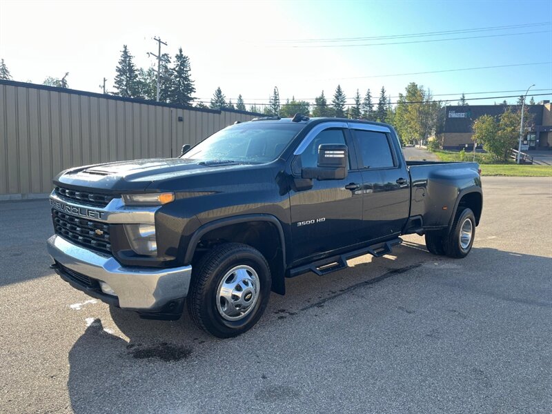 2021 Chevrolet Silverado 3500 LT2 Dually Diesel 4x4 - Photo 1 - St Albert, AB T8N 3Z7