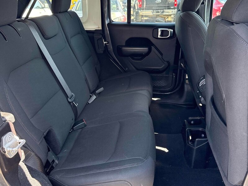 2018 Jeep Wrangler Unlimited Sport 4x4 - Photo 13 - Acheson, AB T7X 5A3