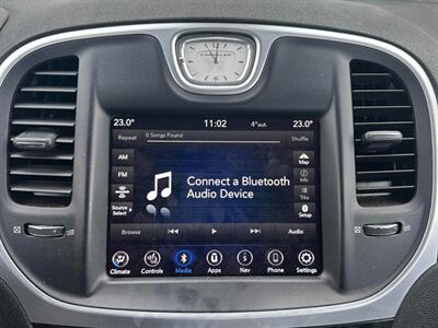 2023 Chrysler 300 Series Touring L AWD - Photo 13 - Acheson, AB T7X 5A3