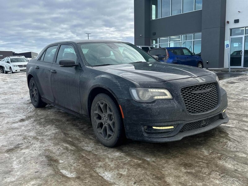 2023 Chrysler 300 Series Touring L AWD - Photo 8 - Acheson, AB T7X 5A3