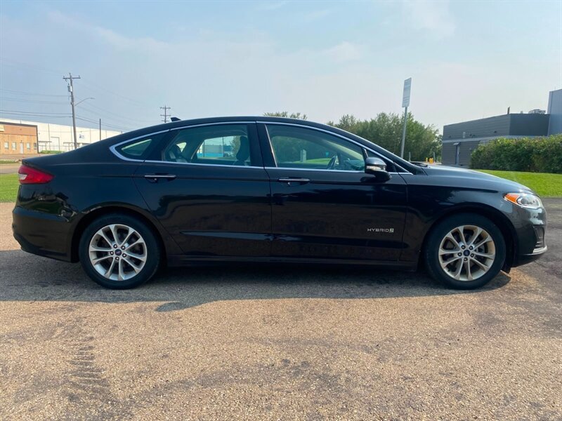 2019 Ford Fusion Hybrid SEL - Photo 5 - Edmonton, AB T5L 2J7