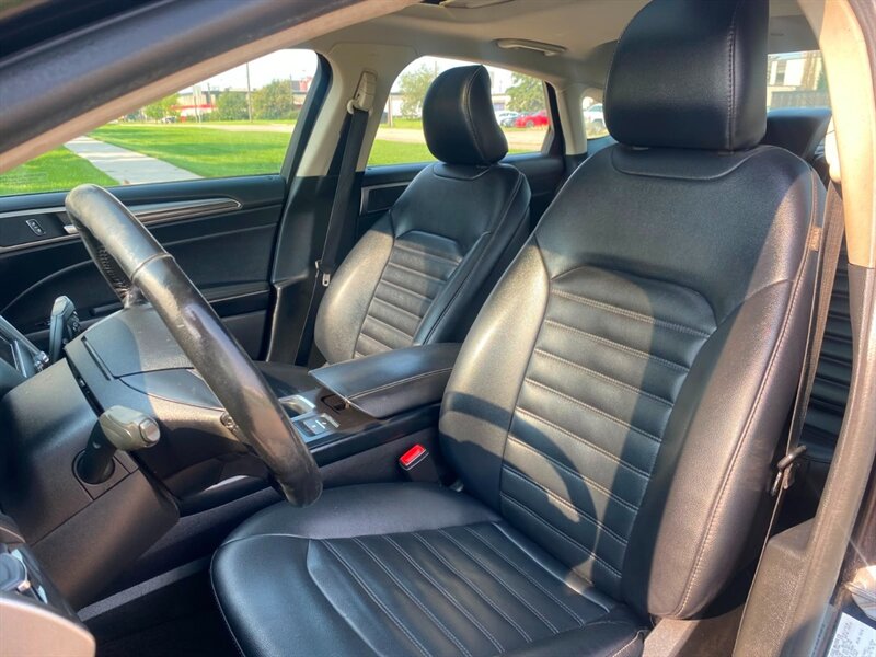 2019 Ford Fusion Hybrid SEL - Photo 10 - Edmonton, AB T5L 2J7