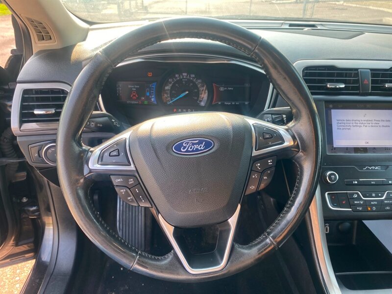 2019 Ford Fusion Hybrid SEL - Photo 11 - Edmonton, AB T5L 2J7