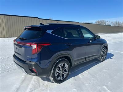2024 Kia Seltos EX Premium Leather Sunroof  AWD - Photo 5 - St Albert, AB T8N 3Z7