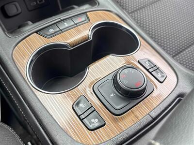 2023 GMC Acadia SLE  4x4 - Photo 12 - Acheson, AB T7X 5A3