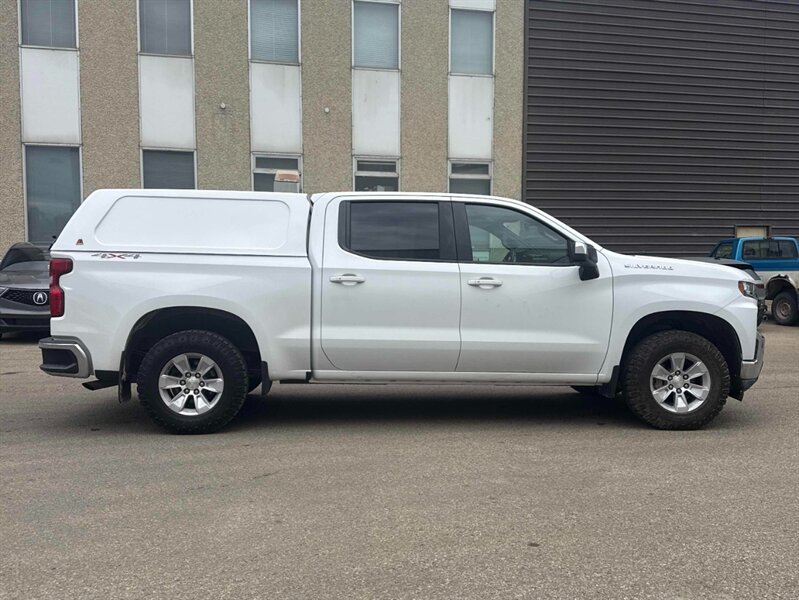 2019 Chevrolet Silverado 1500 LT EcoTec3 5.3L V8 - Photo 4 - Edmonton, AB T5L 2J7