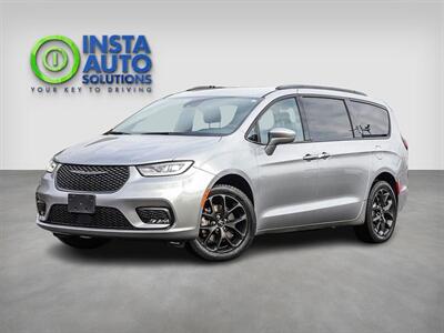 2022 Chrysler Pacifica Touring S  AWD - Photo 1 - St Albert, AB T8N 3Z7