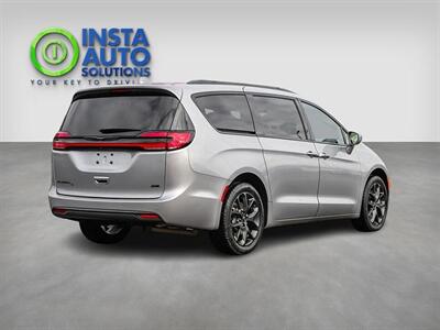 2022 Chrysler Pacifica Touring S  AWD - Photo 5 - St Albert, AB T8N 3Z7