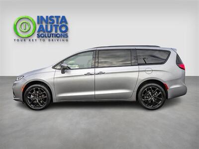 2022 Chrysler Pacifica Touring S  AWD - Photo 4 - St Albert, AB T8N 3Z7