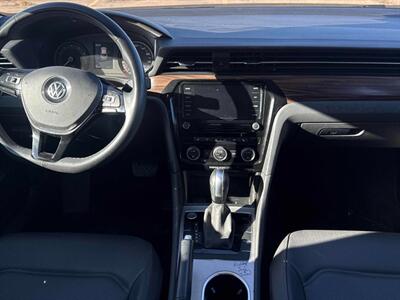 2022 Volkswagen Passat Limited Edition 2.0L Turbo I4   - Photo 11 - Edmonton, AB T5L 2J7