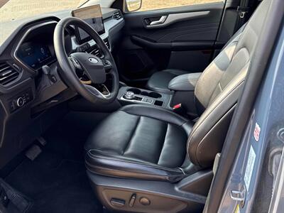 2024 Ford Escape Platinum Sunroof  AWD - Photo 9 - St Albert, AB T8N 3Z7