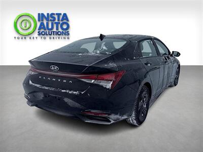 2023 Hyundai Elantra Preferred   - Photo 5 - Edmonton, AB T5L 2J7