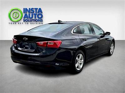 2022 Chevrolet Malibu LS   - Photo 5 - Acheson, AB T7X 5A3