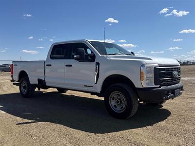 2023 Ford F-350 Super Duty XL Power Stroke 6.7L Biodiesel Turbo V8   - Photo 2 - Edmonton, AB T5L 2J7
