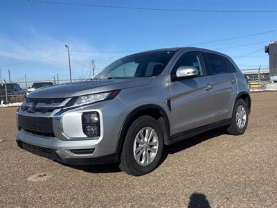 2021 Mitsubishi RVR SE  4x4 SUV