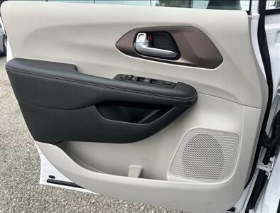 2024 Chrysler Grand Caravan SXT   - Photo 15 - St Albert, AB T8N 3Z7