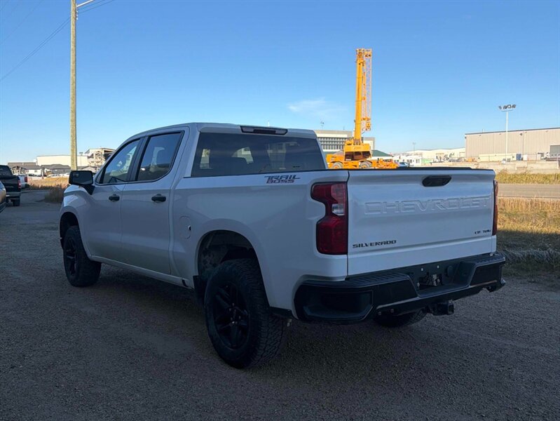 2023 Chevrolet Silverado 1500 Custom Trail Boss 5.3L 4x4 - Photo 8 - St Albert, AB T8N 3Z7