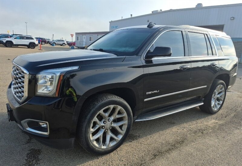 2018 GMC Yukon VUS Noir Quatre roues motrices Automatique