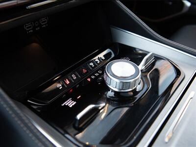 2024 Jeep Wagoneer Carbide  4x4 - Photo 13 - St Albert, AB T8N 3Z7