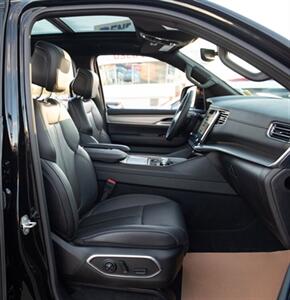 2024 Jeep Wagoneer Carbide  4x4 - Photo 16 - St Albert, AB T8N 3Z7