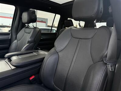 2024 Jeep Wagoneer Carbide  4x4 - Photo 18 - St Albert, AB T8N 3Z7