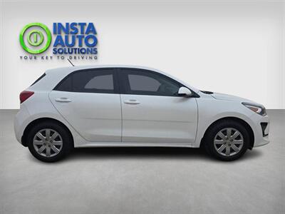 2023 Kia Rio 5-Door LX+   - Photo 6 - St Albert, AB T8N 3Z7