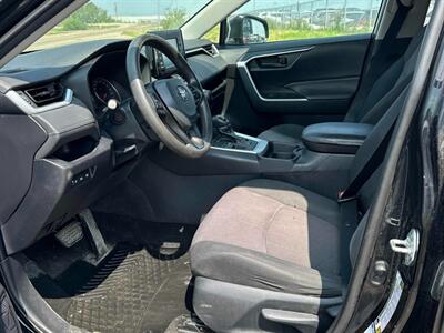 2019 Toyota RAV4 LE  AWD - Photo 9 - Acheson, AB T7X 5A3
