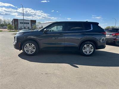 2024 Mitsubishi Outlander ES  AWD - Photo 3 - Acheson, AB T7X 5A3