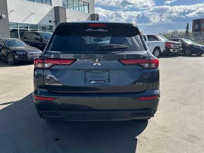 2024 Mitsubishi Outlander ES  AWD - Photo 5 - Acheson, AB T7X 5A3