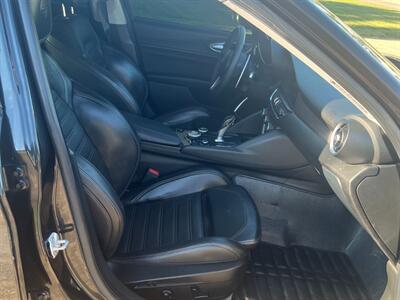 2017 Alfa Romeo Giulia Ti  AWD - Photo 16 - Edmonton, AB T5L 2J7