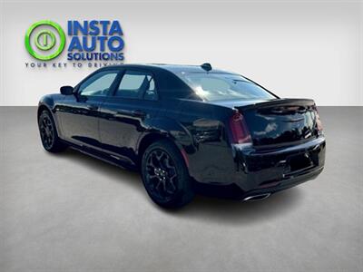 2023 Chrysler 300 Series S  AWD - Photo 5 - St Albert, AB T8N 3Z7