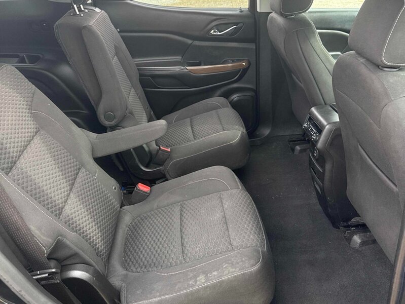 2018 GMC Acadia SLE-2 4x4 - Photo 14 - St Albert, AB T8N 3Z7