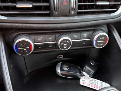 2017 Alfa Romeo Giulia  AWD - Photo 11 - Acheson, AB T7X 5A3