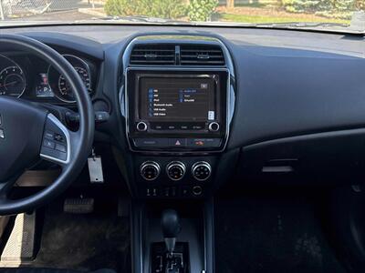 2024 Mitsubishi RVR RVR ES   - Photo 10 - Edmonton, AB T5L 2J7