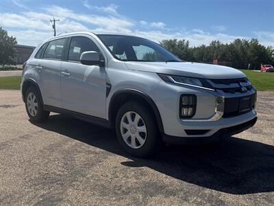 2024 Mitsubishi RVR RVR ES   - Photo 2 - Edmonton, AB T5L 2J7