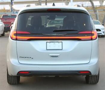 2024 Chrysler Pacifica Touring L Sunroof S package - Photo 7 - St Albert, AB T8N 3Z7